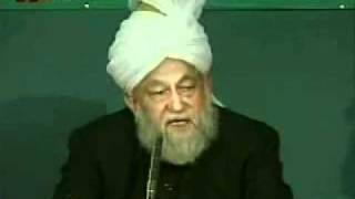 Ahmadiyya Khalifa about difference between Ahmadiyya and other sects [upl. by Airres]