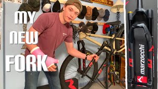 Unboxing New 26” Dirt Jumper Fork Marzocchi Bomber DJ [upl. by Eednac]