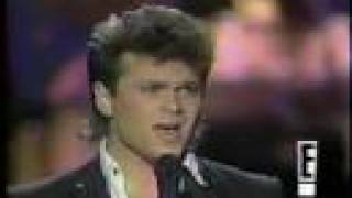 Sam Harris sings Over The Rainbow 1984 Star Search [upl. by Anaj]