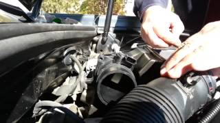 DACIA Duster 15 dCi  MAF Sensor Cleaning [upl. by Zadoc]