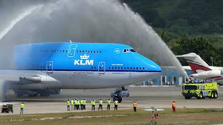 Last ever 747 takeoff from St Maarten [upl. by Hornstein268]