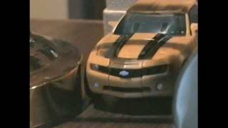 Bumblebee v Barricade chase Transformers 1 2007 [upl. by Rebel]