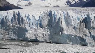 Impresionante desprendimiento del glaciar Perito Moreno [upl. by Khan]