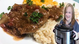 CROCKPOT CUBE STEAK amp GRAVY RECIPE  Easy Dump and Go Slow Cooker Recipe [upl. by Kermie]