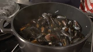 Moules marinières  750g [upl. by Cynde]