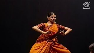 Learn Bharatanatyam Basic Steps For Beginners  Natya Vardhini  Khuttadavu [upl. by Soinotna]