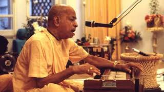 Hare Krishna Maha Mantra Kirtan  Srila Prabhupada 43 min [upl. by Htebazile]