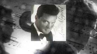 Luis Miguel  Por Debajo De La Mesa Video Con Letra [upl. by Sharpe]