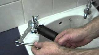 Change Tap washer using the Easy Tapsplitter Part 1 [upl. by Olpe]