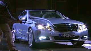 MercedesBenz Eclass w212 2009  systems and development [upl. by Angeline]